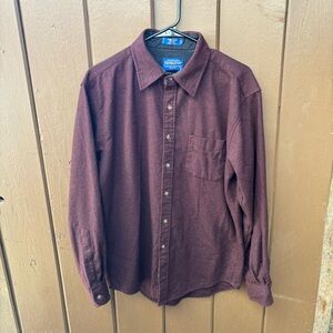 Pendleton Lodge Fit Shirt Fitted Size Large Burgundy Wool Long Sleeve Flannel